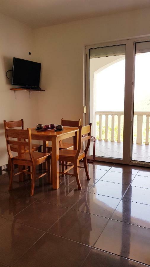 לושטיצה Apartmani Lazarevic מראה חיצוני תמונה